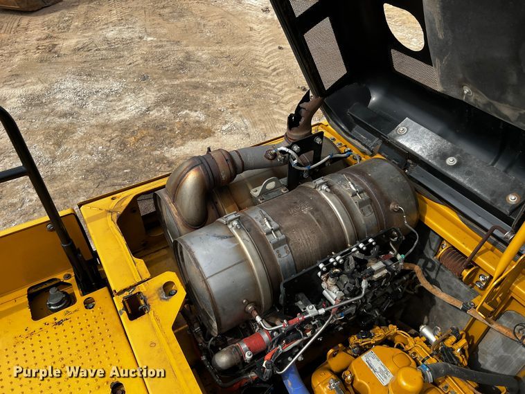 image for item DQ1985 2015 Caterpillar 336FL  excavator