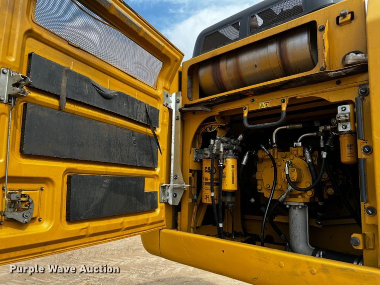 image for item DQ1985 2015 Caterpillar 336FL  excavator