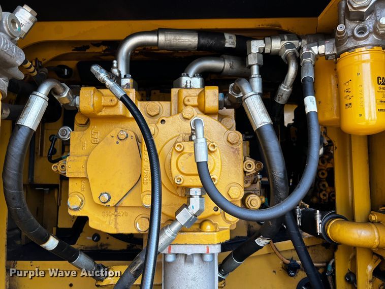 image for item DQ1985 2015 Caterpillar 336FL  excavator