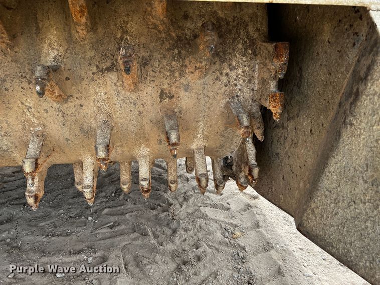 image for item DQ1986 2005 Bomag MPH454R  soil stabilizer / recycler