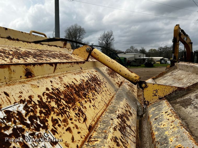 image for item DQ1986 2005 Bomag MPH454R  soil stabilizer / recycler