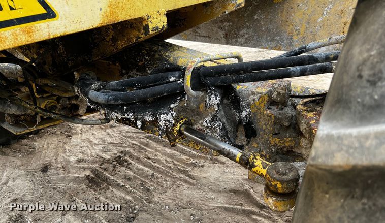 image for item DQ1986 2005 Bomag MPH454R  soil stabilizer / recycler