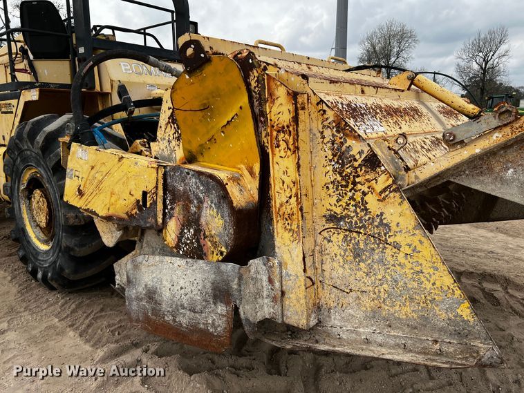 image for item DQ1986 2005 Bomag MPH454R  soil stabilizer / recycler