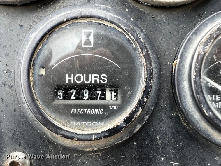 image for item DQ1986 2005 Bomag MPH454R  soil stabilizer / recycler