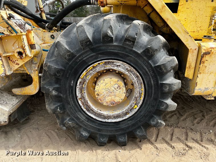 image for item DQ1986 2005 Bomag MPH454R  soil stabilizer / recycler