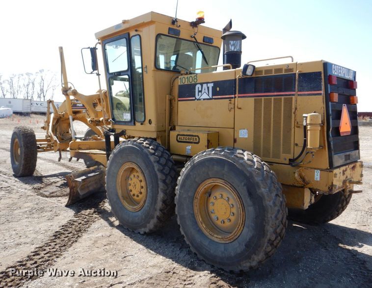 image for item DR4502 1996 Caterpillar 140H  motor grader