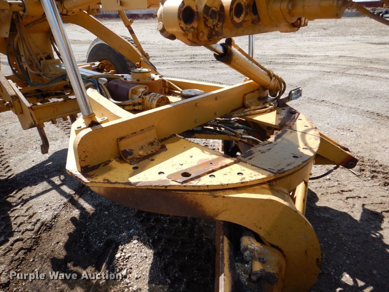 image for item DR4502 1996 Caterpillar 140H  motor grader