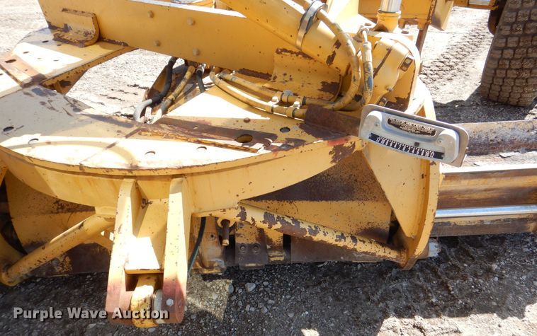 image for item DR4502 1996 Caterpillar 140H  motor grader