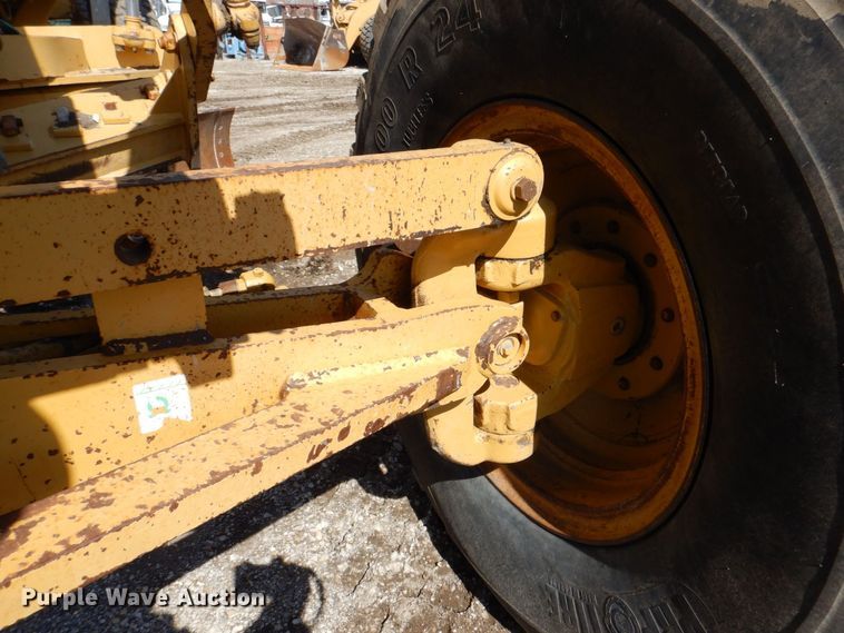 image for item DR4502 1996 Caterpillar 140H  motor grader