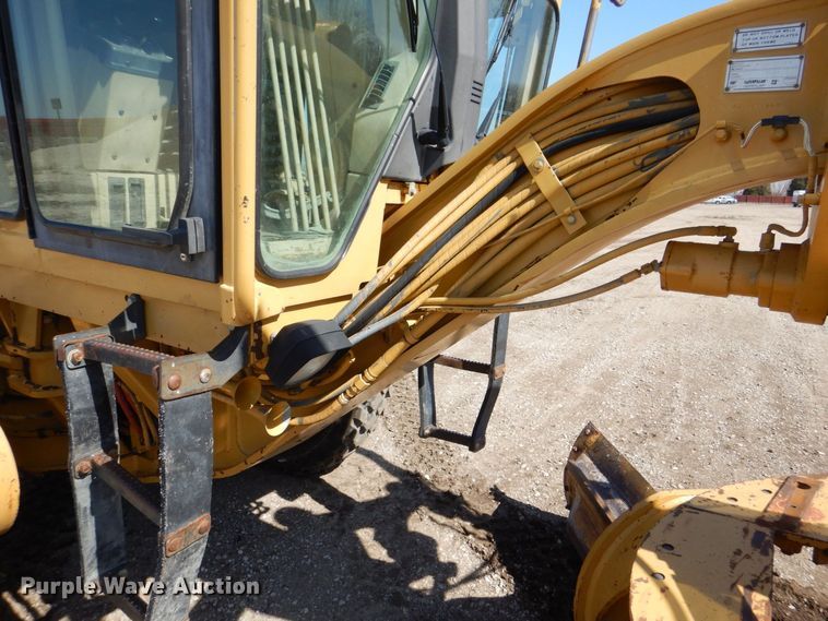 image for item DR4502 1996 Caterpillar 140H  motor grader