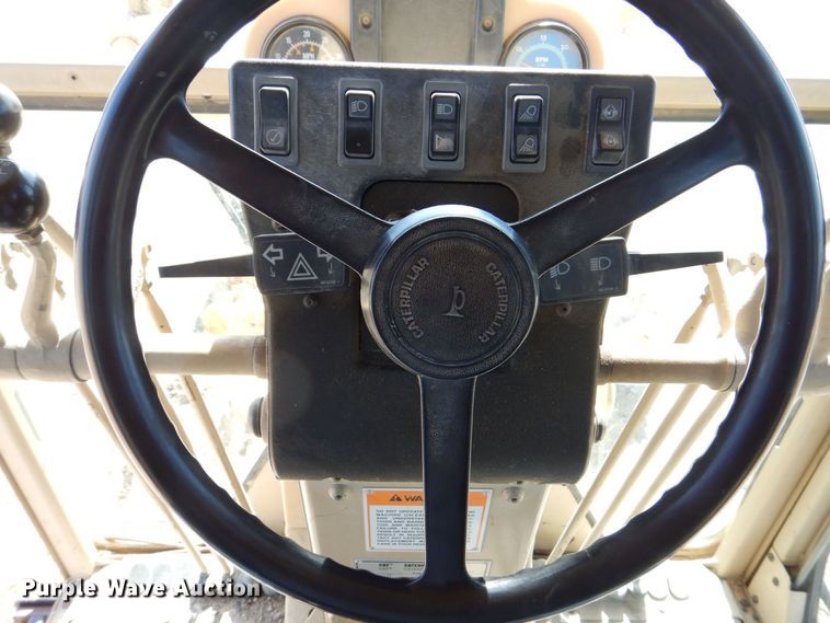 image for item DR4502 1996 Caterpillar 140H  motor grader