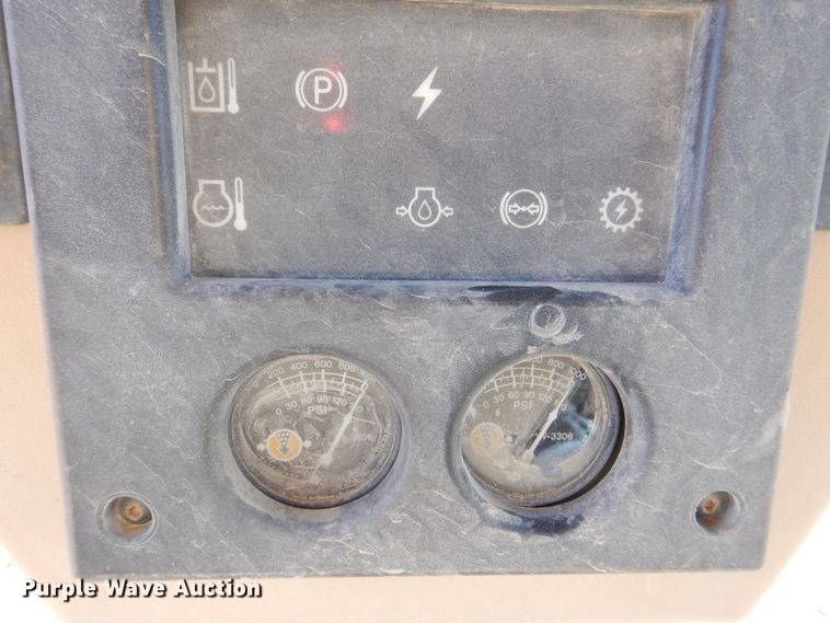 image for item DR4502 1996 Caterpillar 140H  motor grader