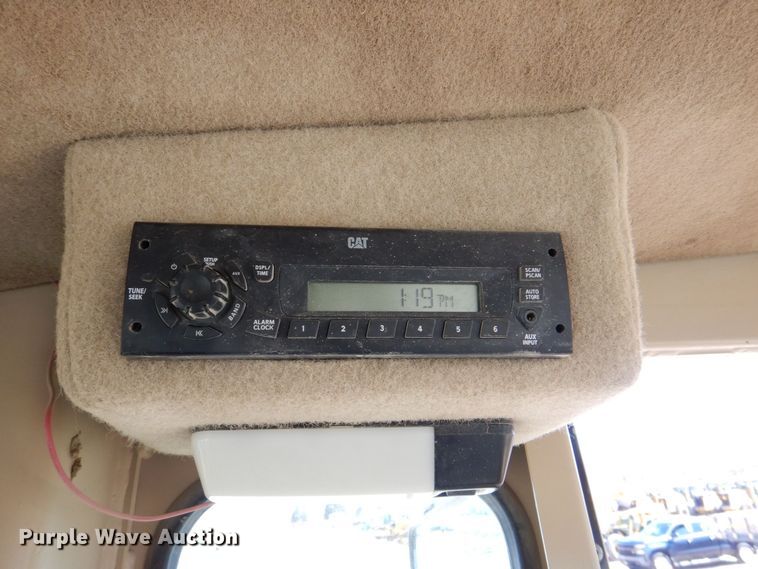 image for item DR4502 1996 Caterpillar 140H  motor grader