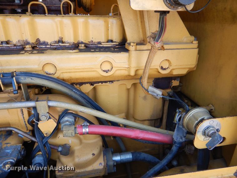 image for item DR4502 1996 Caterpillar 140H  motor grader