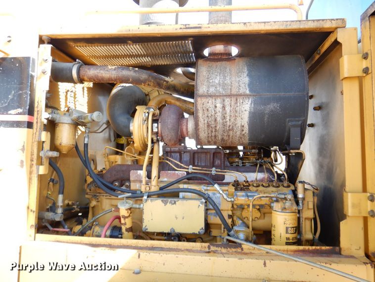 image for item DR4502 1996 Caterpillar 140H  motor grader