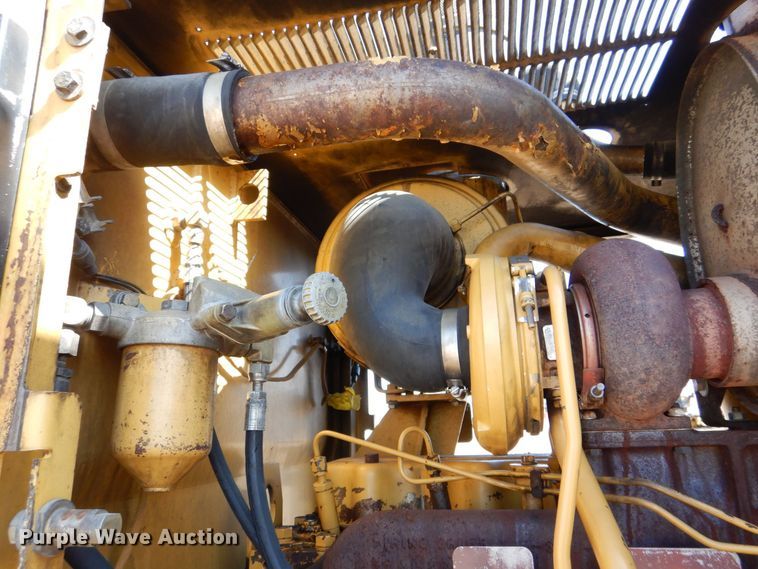 image for item DR4502 1996 Caterpillar 140H  motor grader