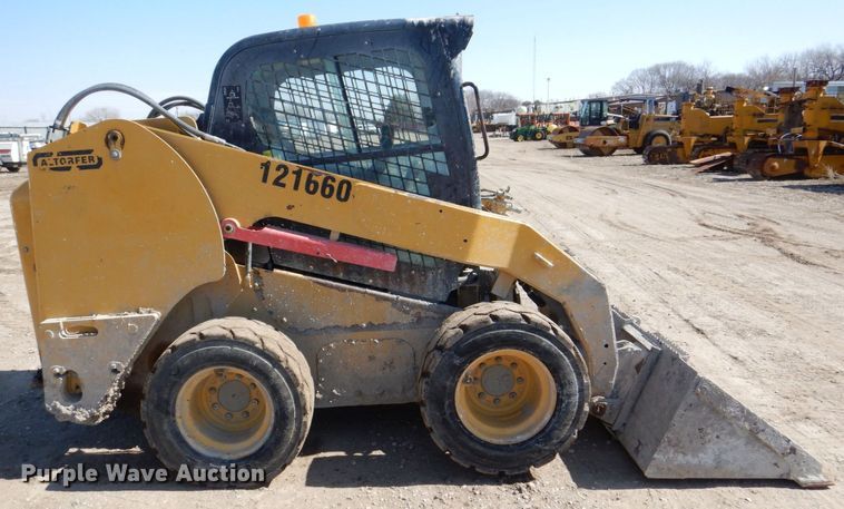 image for item DR4503 2010 Caterpillar 256C  skid steer loader