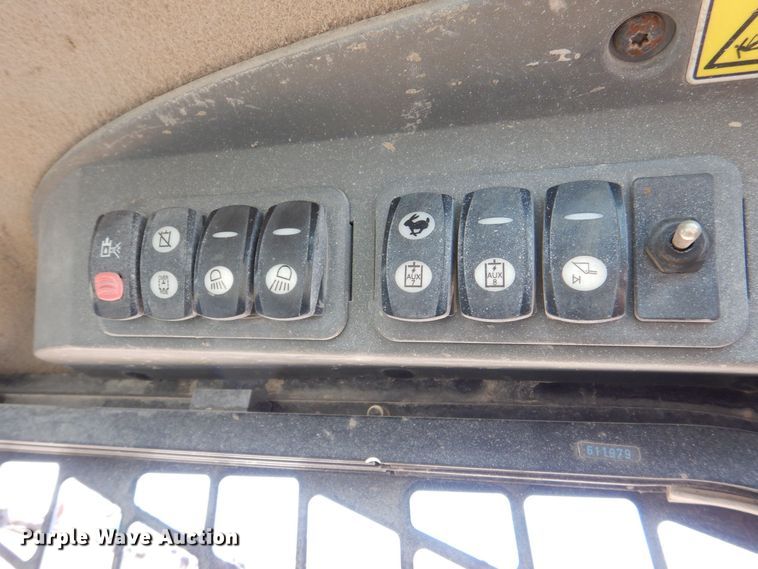 image for item DR4503 2010 Caterpillar 256C  skid steer loader