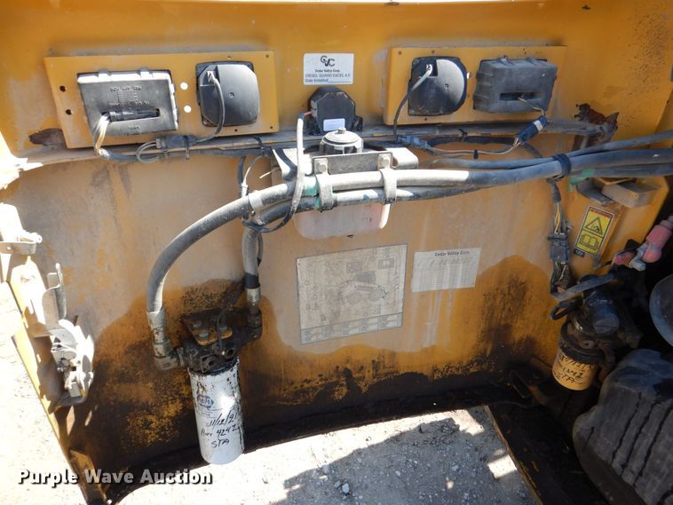 image for item DR4503 2010 Caterpillar 256C  skid steer loader