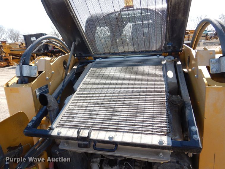 image for item DR4503 2010 Caterpillar 256C  skid steer loader