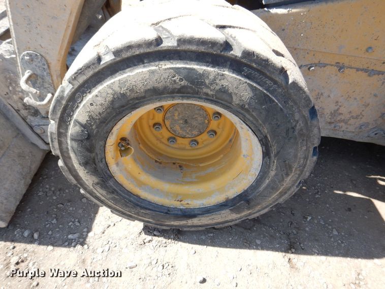 image for item DR4503 2010 Caterpillar 256C  skid steer loader