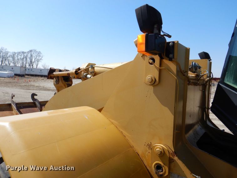 image for item DR4504 1999 Caterpillar 950G  wheel loader