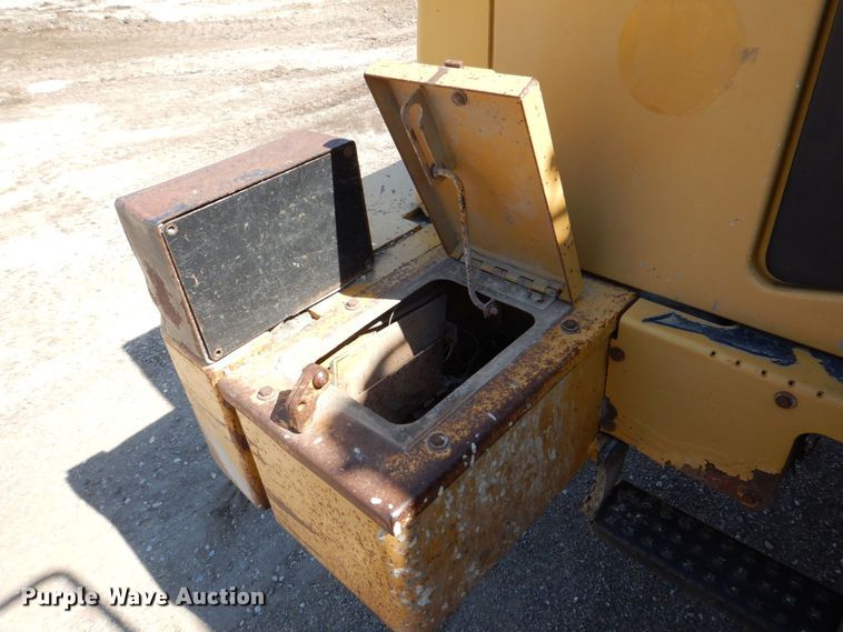 image for item DR4504 1999 Caterpillar 950G  wheel loader
