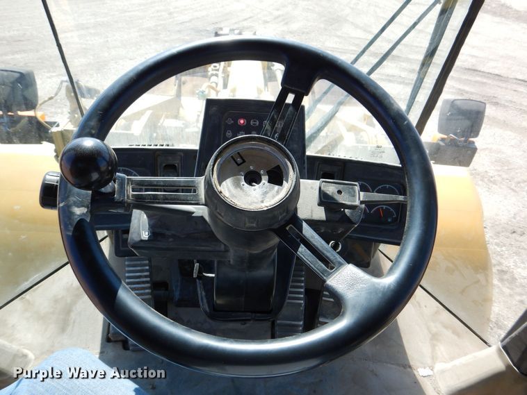 image for item DR4504 1999 Caterpillar 950G  wheel loader