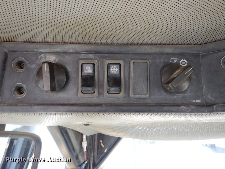 image for item DR4504 1999 Caterpillar 950G  wheel loader