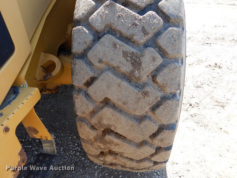 image for item DR4504 1999 Caterpillar 950G  wheel loader