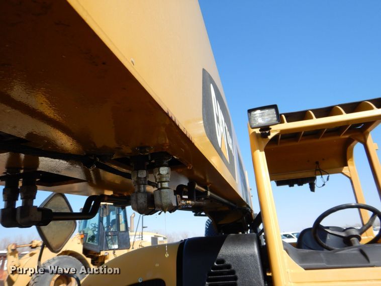 image for item DR4514 2008 Caterpillar TL943  telehandler