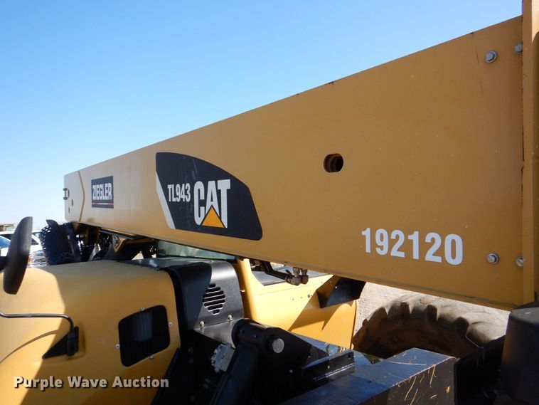 image for item DR4514 2008 Caterpillar TL943  telehandler