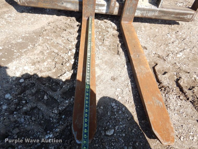 image for item DR4514 2008 Caterpillar TL943  telehandler