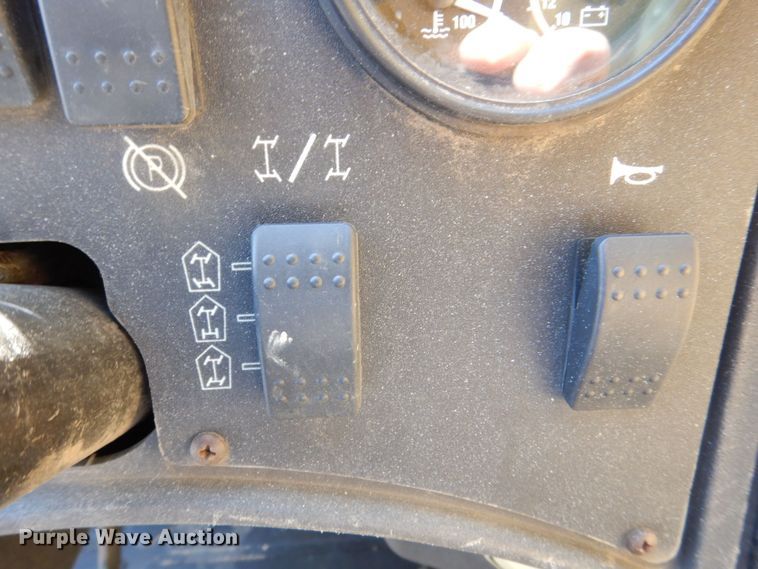 image for item DR4514 2008 Caterpillar TL943  telehandler