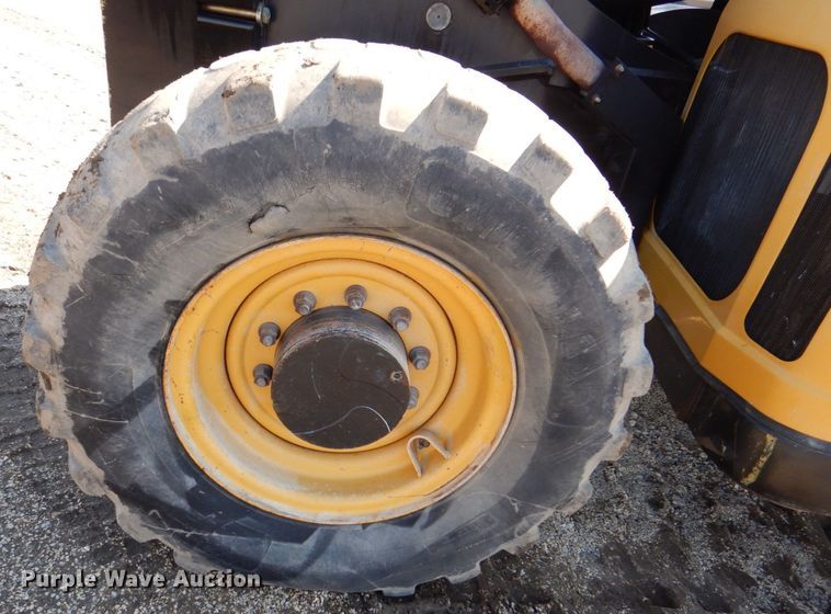 image for item DR4514 2008 Caterpillar TL943  telehandler