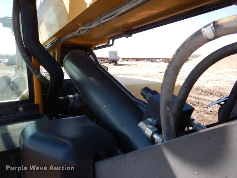 image for item DR4515 2008 Caterpillar TL943  telehandler