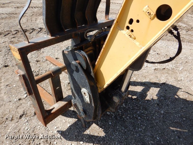 image for item DR4515 2008 Caterpillar TL943  telehandler