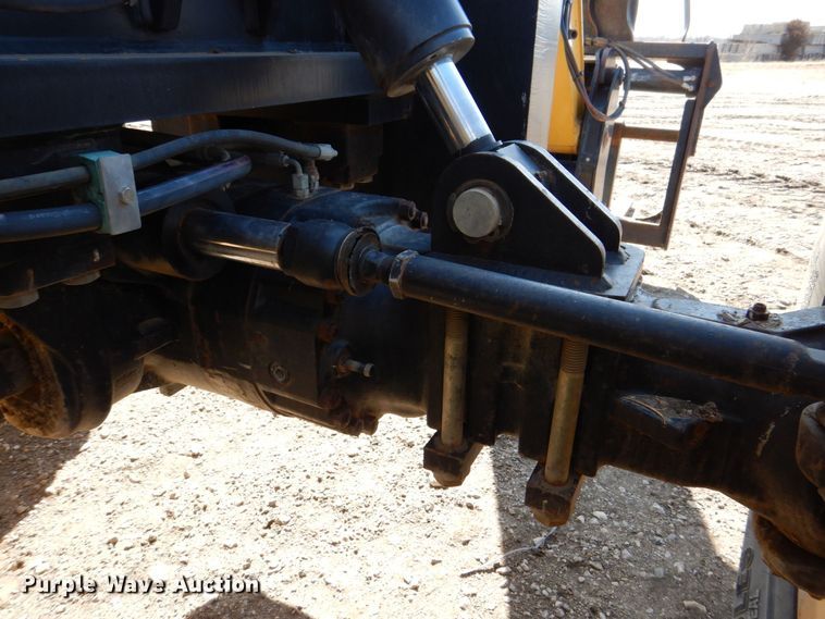 image for item DR4515 2008 Caterpillar TL943  telehandler