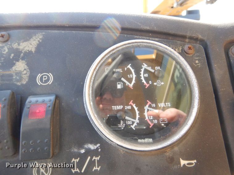 image for item DR4515 2008 Caterpillar TL943  telehandler