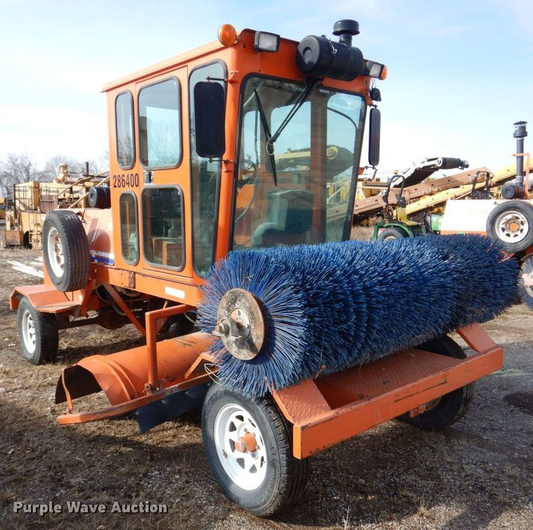 image for item DR4516 Broce RCT350  broom