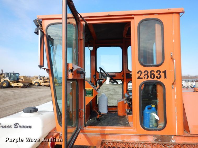 image for item DR4517 Broce RCT350  broom