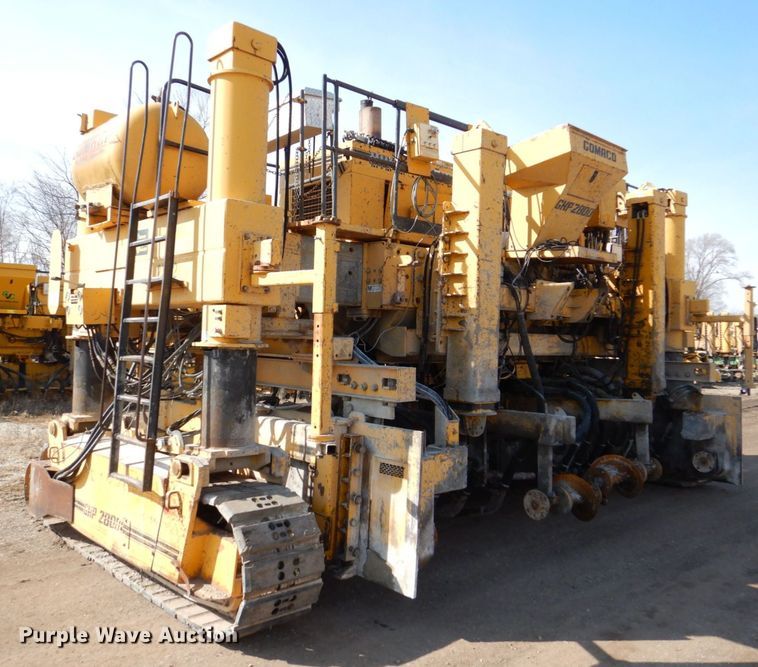 image for item DR4518 Gomaco GHP-2800  slipform paver