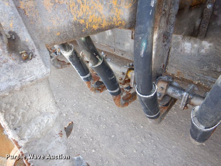 image for item DR4518 Gomaco GHP-2800  slipform paver