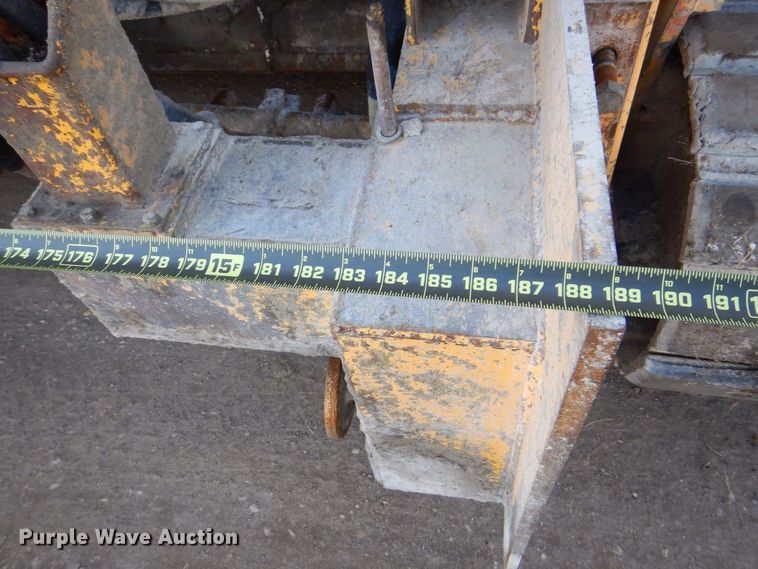 image for item DR4518 Gomaco GHP-2800  slipform paver