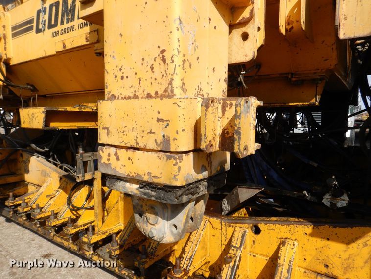 image for item DR4518 Gomaco GHP-2800  slipform paver