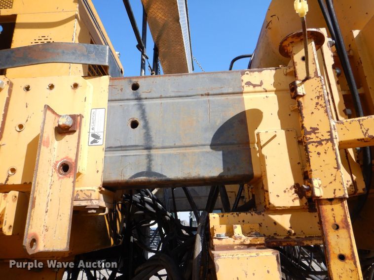 image for item DR4518 Gomaco GHP-2800  slipform paver