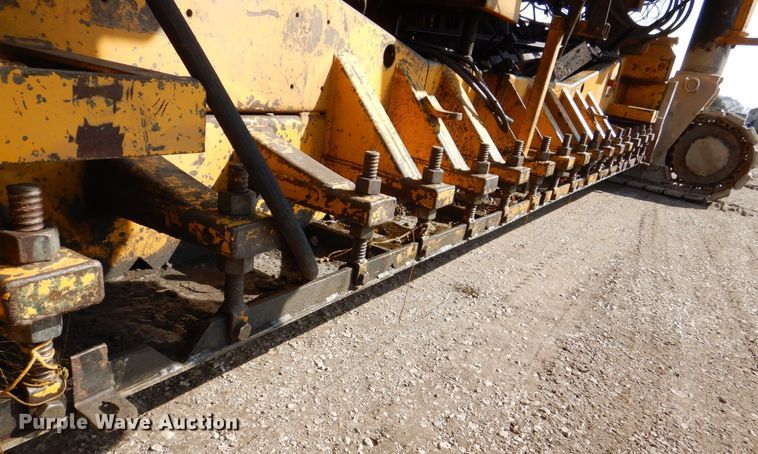 image for item DR4518 Gomaco GHP-2800  slipform paver