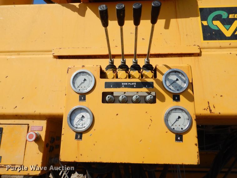 image for item DR4518 Gomaco GHP-2800  slipform paver