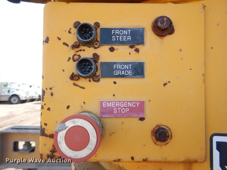 image for item DR4518 Gomaco GHP-2800  slipform paver