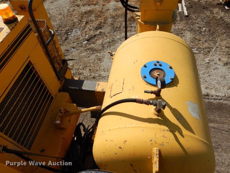 image for item DR4518 Gomaco GHP-2800  slipform paver